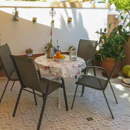 Pet Friendly In With Kitchen Torrevieja