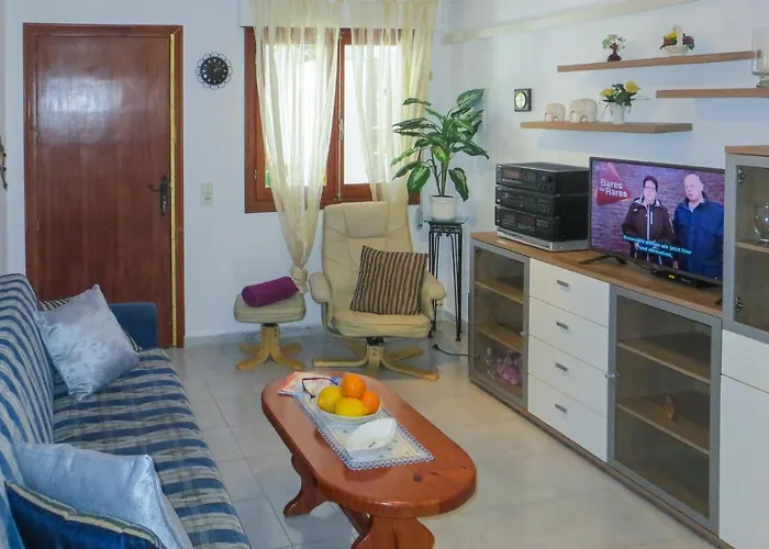 Vakantiehuis Pet Friendly In With Kitchen