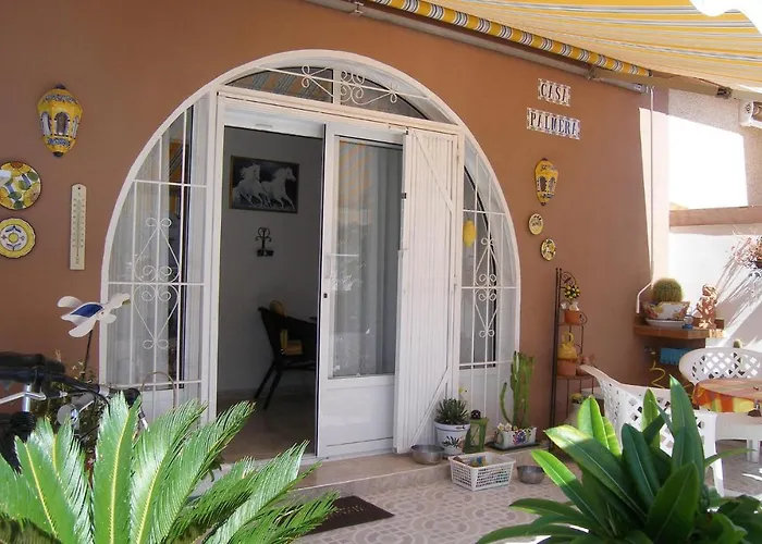 Pet Friendly In With Kitchen Vakantiehuis